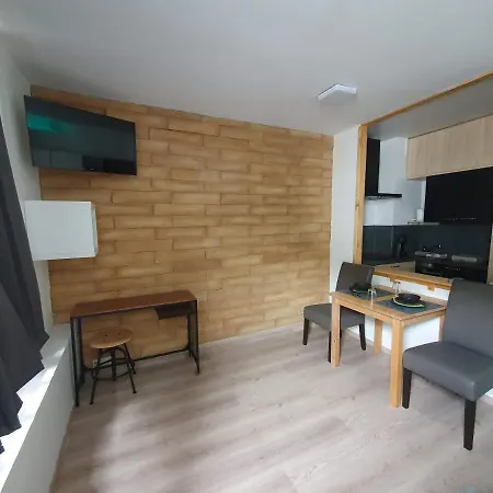 Le Cosy - Queen-size, Full Equipe, Wifi, Parking Апартаменты